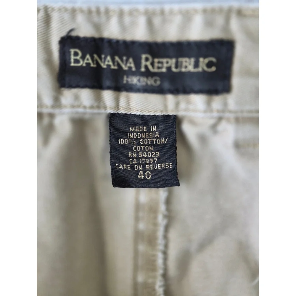 Banana Republic Hiking Shorts Mens 40 Khaki Tan Cotton Pleated Chino Walking 5in
